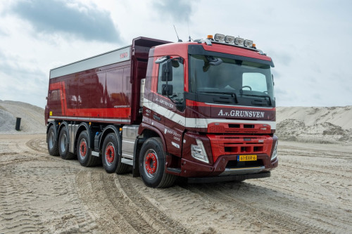 Volvo FMX460 10x4 -02